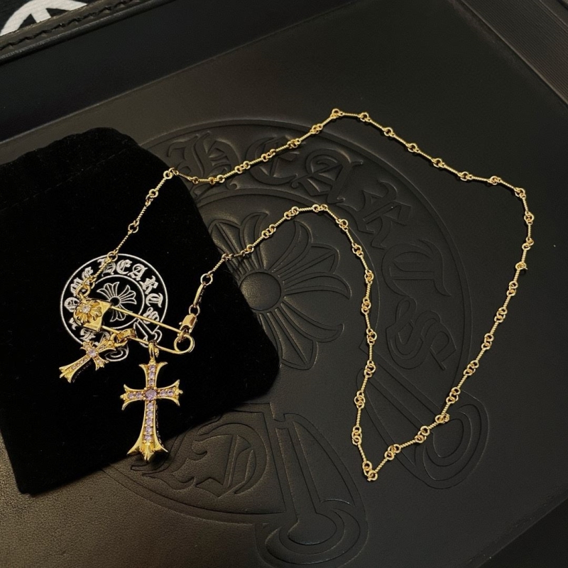 Ch*0me He**ts necklaces